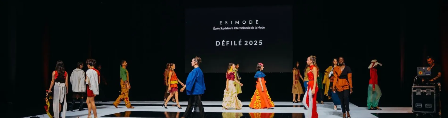 Hubspot-(1423-x-500-px)